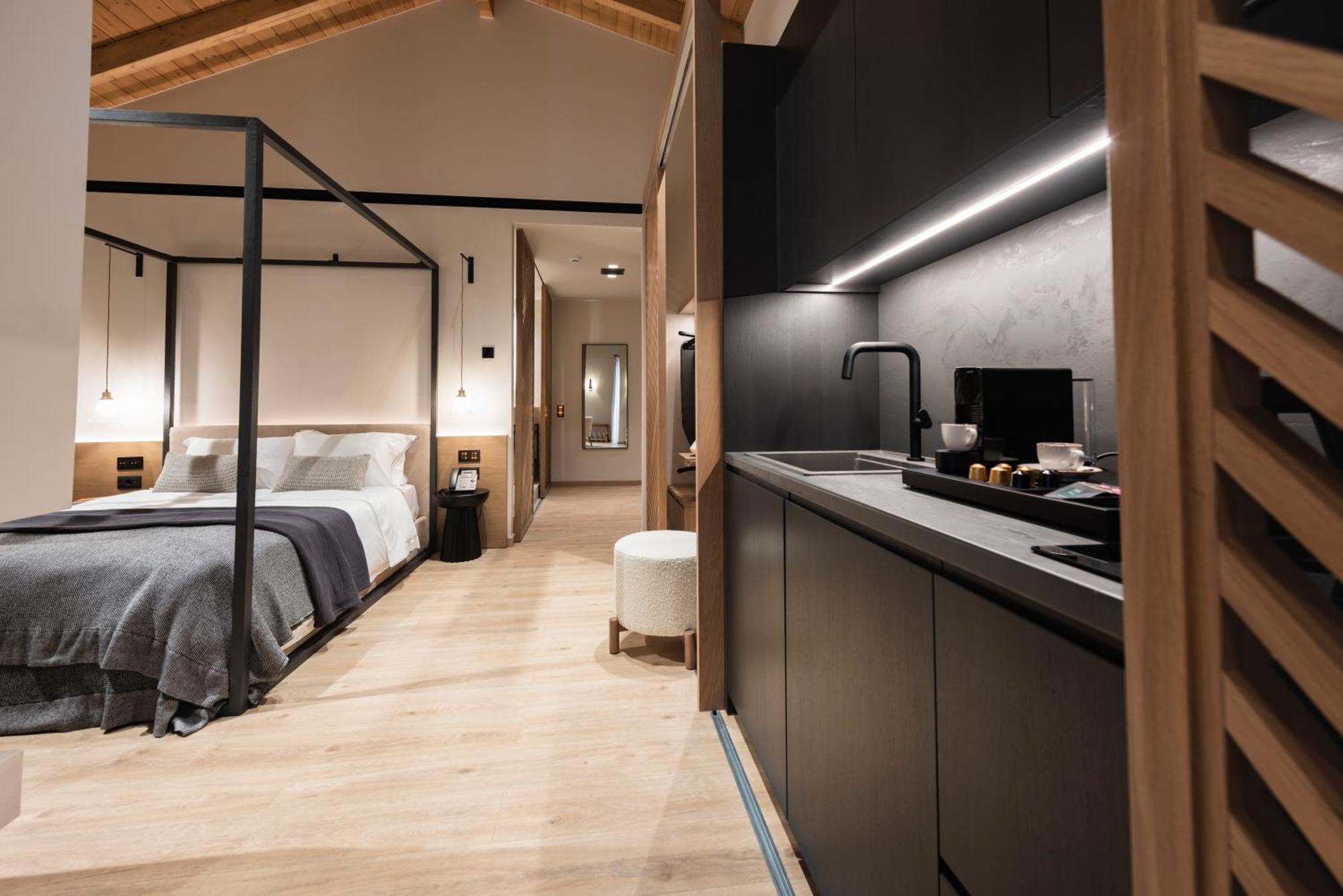 Revi Mountain Resort Boutique Hotel Kalawrita Pokój zdjęcie